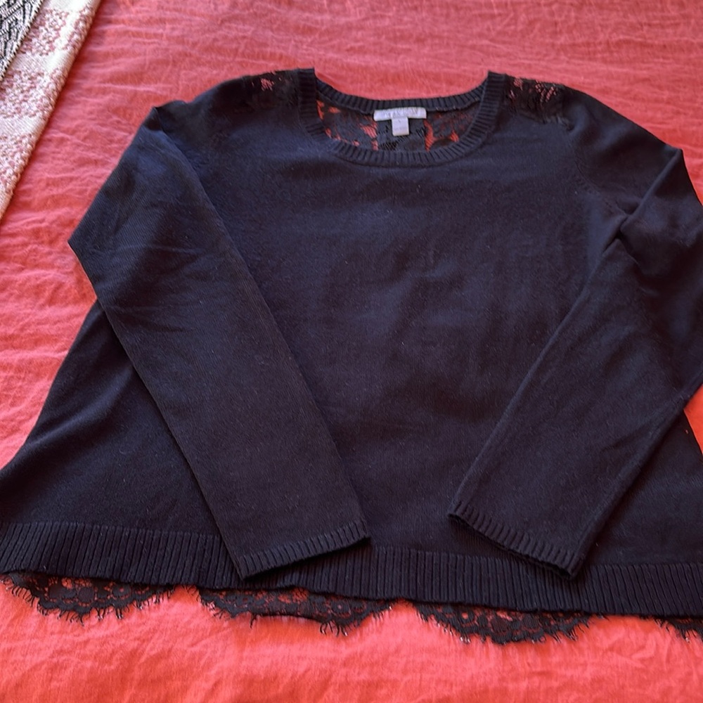 Black Dylan Gray cashmere and lace sweater in size L